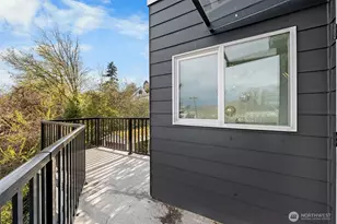 4047 25th Ave W, Seattle, WA 98199 - Photo 24