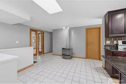 2539 Mackenzie Road, Bellingham, WA 98226 - Photo 16