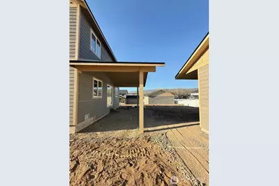 150 Juanita Way, Malaga, WA 98828 - Photo 12