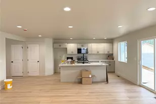 150 Juanita Way, Malaga, WA 98828 - Photo 4