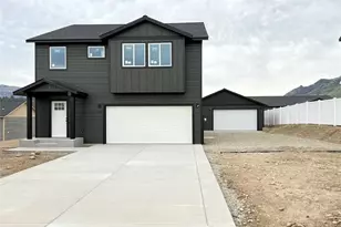150 Juanita Way, Malaga, WA 98828 - Photo 1