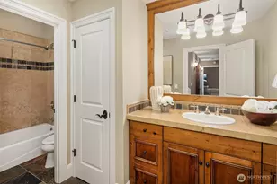 2212 77th Ave SE, Mercer Island, WA 98040 - Photo 32