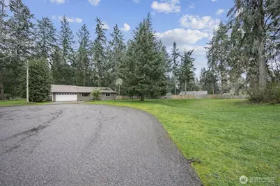 3342 Stanford Court SE, Lacey, WA 98503 - Photo 2
