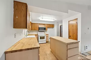 3342 Stanford Ct SE, Lacey, WA 98503 - Photo 10