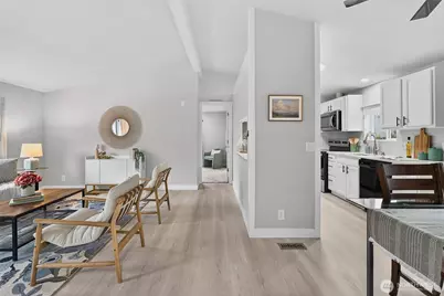 12825 NE 198th Court, Bothell, WA 98011 - Photo 10