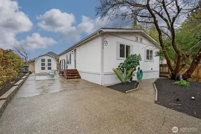 12825 NE 198th Court, Bothell, WA 98011 - Photo 36