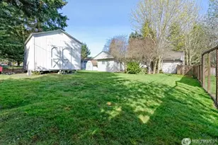 10221 132nd Ave NE, Kirkland, WA 98033 - Photo 2