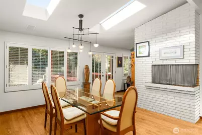 10529 NE 20th Place, Bellevue, WA 98004 - Photo 12