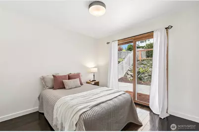 7758 Highland Park Way SW, Seattle, WA 98106 - Photo 16