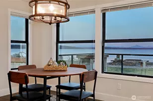 2805 N Bluff Rd, Greenbank, WA 98253 - Photo 18