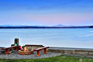2805 N Bluff Rd, Greenbank, WA 98253 - Photo 4