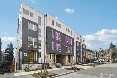 517 Howe Street #B, Seattle, WA 98109 - Photo 2