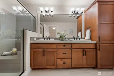 1321 Greenwich Walk NE, Issaquah, WA 98029 - Photo 14