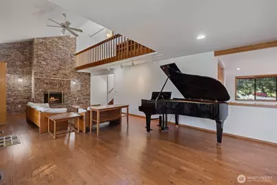 323 Keach Court, Steilacoom, WA 98388 - Photo 8