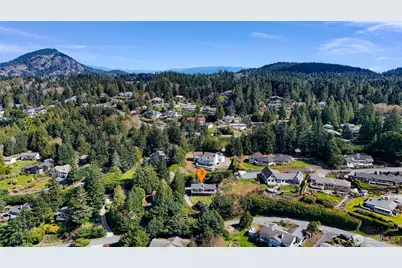 14055 Madrona Drive, Anacortes, WA 98221 - Photo 38