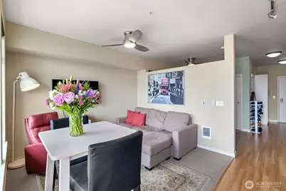 15100 6th Avenue SW #523, Burien, WA 98166 - Photo 6