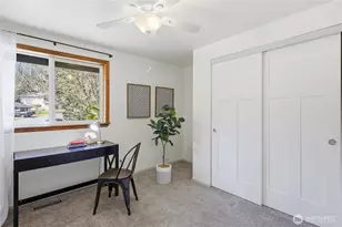 1050 NE Coco Ct, Bremerton, WA 98311 - Photo 14