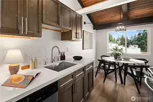 2020 Grant Ave S, Renton, WA 98055 - Photo 8