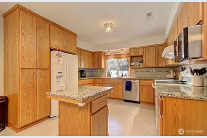 1624 Florence Ave, Longview, WA 98632 - Photo 8