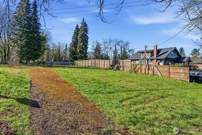 322 E 40th Street, Tacoma, WA 98404 - Photo 16