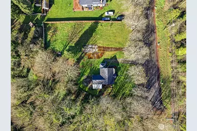 322 E 40th Street, Tacoma, WA 98404 - Photo 2