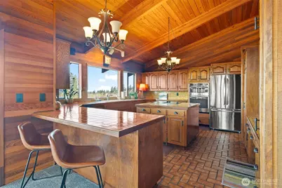 521 S Liberty, Port Angeles, WA 98362 - Photo 10