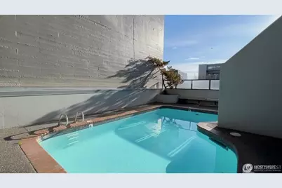 2621 2nd Avenue #504, Seattle, WA 98121 - Photo 18