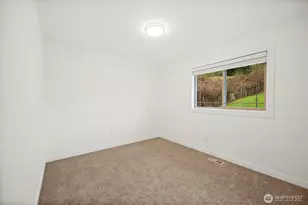 3606 Waller Rd E, Tacoma, WA 98443 - Photo 10