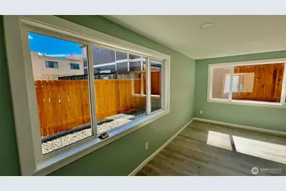 9040 17th Avenue SW, Seattle, WA 98106 - Photo 34