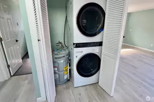 9040 17th Ave SW, Seattle, WA 98106 - Photo 8