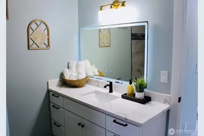 9040 17th Avenue SW, Seattle, WA 98106 - Photo 14