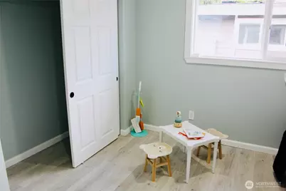 9040 17th Avenue SW, Seattle, WA 98106 - Photo 16