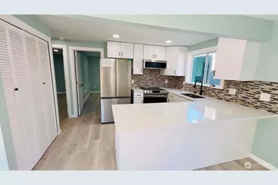 9040 17th Avenue SW, Seattle, WA 98106 - Photo 30