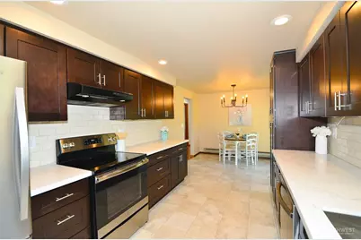 14712 Broadway Avenue, Snohomish, WA 98296 - Photo 4