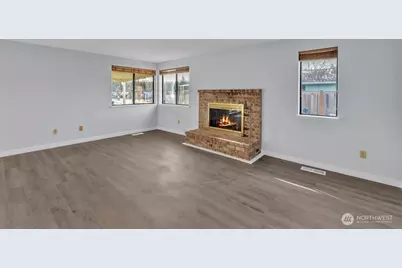 701 21st Street SE, Puyallup, WA 98372 - Photo 12