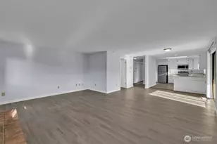 701 21st St SE, Puyallup, WA 98372 - Photo 6