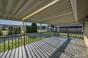 701 21st St SE, Puyallup, WA 98372 - Photo 28