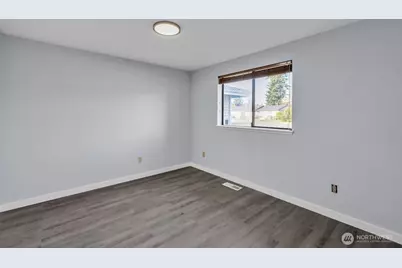 701 21st Street SE, Puyallup, WA 98372 - Photo 24