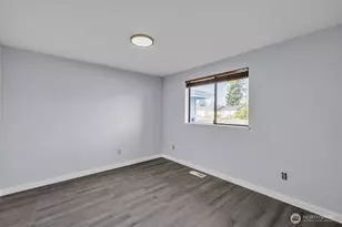 701 21st St SE, Puyallup, WA 98372 - Photo 24