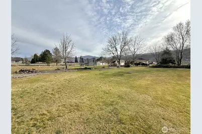 4 River Overlook Street, Omak, WA 98841 - Photo 34