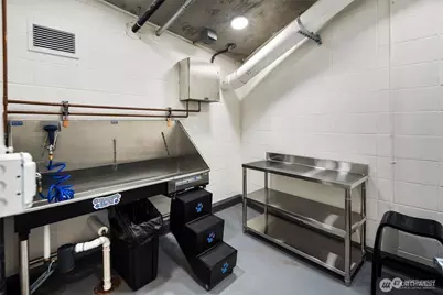 2510 6th Avenue #1103, Seattle, WA 98121 - Photo 26