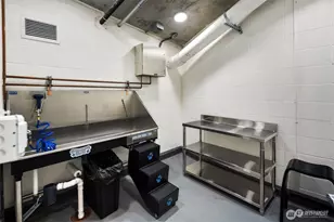 2510 6th Ave, Seattle, WA 98121 - Photo 26