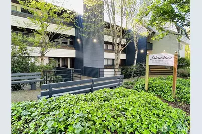 3055 80th Avenue SE #107, Mercer Island, WA 98040 - Photo 1