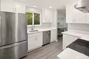 3055 80th Ave SE, Mercer Island, WA 98040 - Photo 10