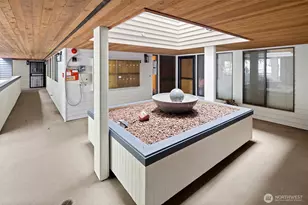 3055 80th Ave SE, Mercer Island, WA 98040 - Photo 4