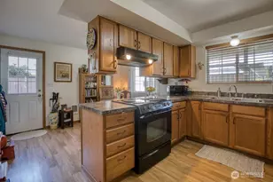 816 Spruce St, Hoquiam, WA 98550 - Photo 8