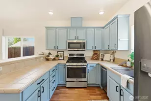 8847 9th Ave SW, Seattle, WA 98106 - Photo 8