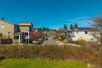 13658 NE 126th Place, Kirkland, WA 98034 - Photo 4