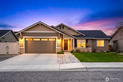 1747 S Blanchard Loop, East Wenatchee, WA 98802 - Photo 2