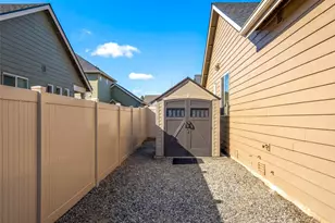 1747 S Blanchard Loop, East Wenatchee, WA 98802 - Photo 6